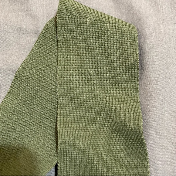 LF Seek The Label Olive Green Bandage Crop Top - Picture 4 of 4